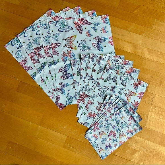 Other - 15 Count Polymailer Size Variety Set - BUTTERFLIES (5/6x9 + 5/10x13 + 5/14x19)